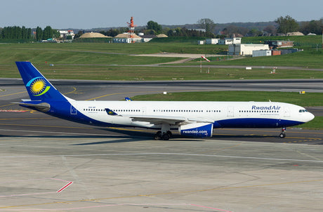 Phoenix RwandAir Airbus A330-300 9XR-WP 1/400 Scale