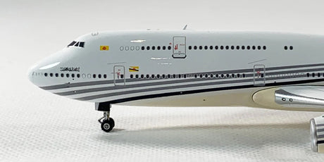 Phoenix Brunei Sultan’s Boeing B747-8 V8-BKH 1/400 Scale