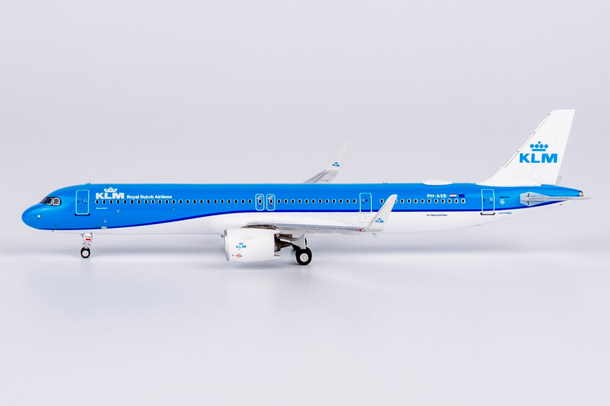 NG Models KLM Royal Dutch Airlines "Braamvlinder / Peach Blossom" Airbus A321neo PH-AXB 1/400 Scale