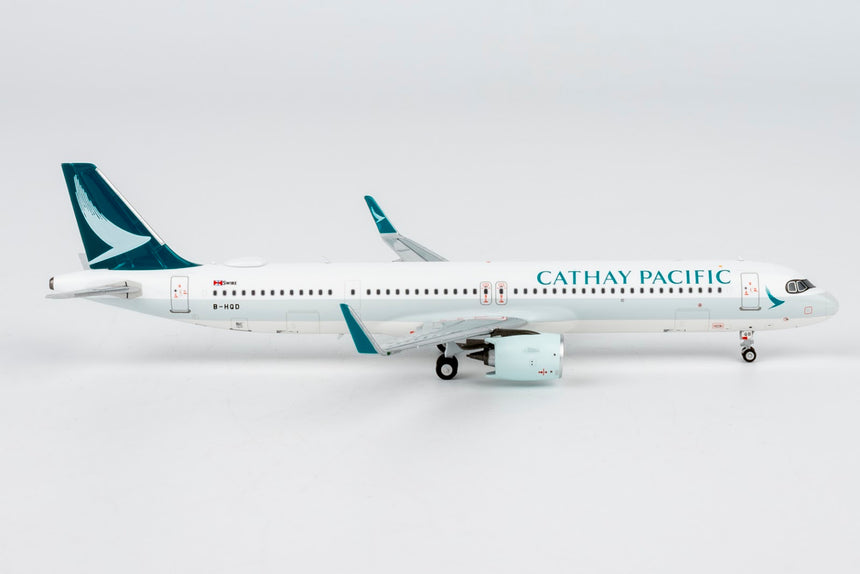 NG Models Cathay Pacific Airways Airbus A321neo B-HQD (Large titles) (ULTIMATE) 1/400 Aircraft Scale Model
