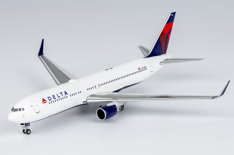 Delta – Aircraft Model Store
