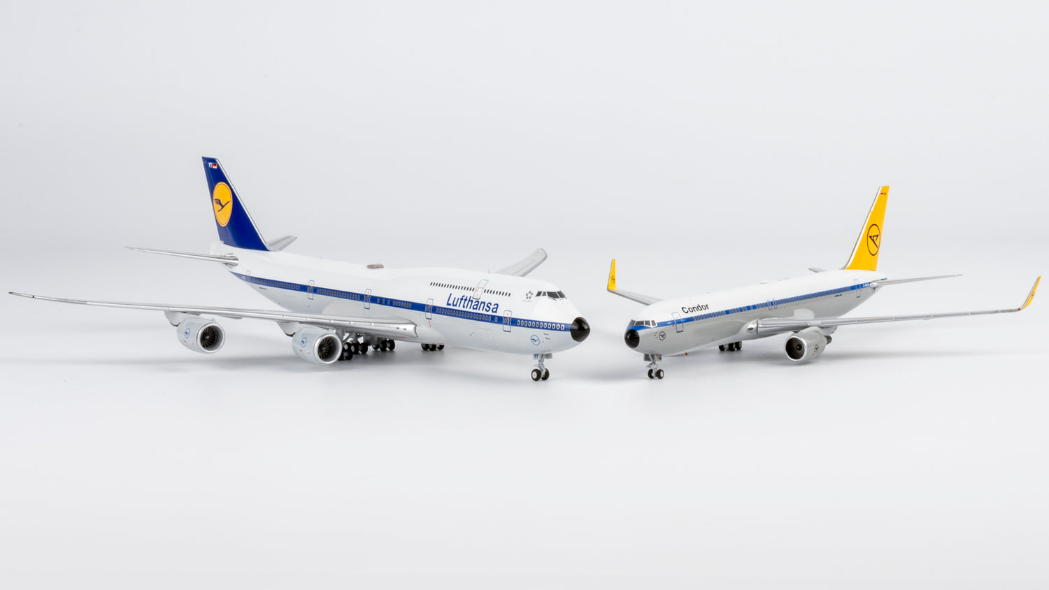 NG Models Lufthansa Boeing 747-8-D-ABYT retro colors (ULTIMATE COLLECTION) 1/400 Aircraft Scale Model