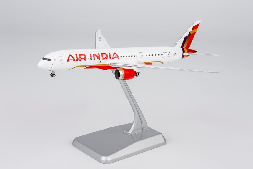 NG Models Air India Boeing 787-9 Dreamliner VT-AWA (Air India's first 787-9 in new standard livery) (Ultimate) 1/400 Aircraft Scale Model