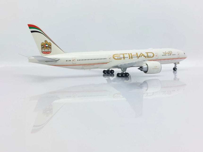 JC Wings Etihad Airways Boeing 777-200LR (A6-LRB) 1/200 Aircraft Scale Model