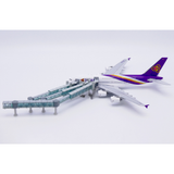 JC Wings Air Passenger Bridge A380 (Green) 1/400 Scale Model Accessory