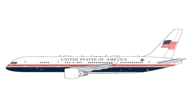 GeminiJets USAF C-32A Boeing B757-200 99-0003 "Air Force Two" 1/400 Aircraft Scale Model