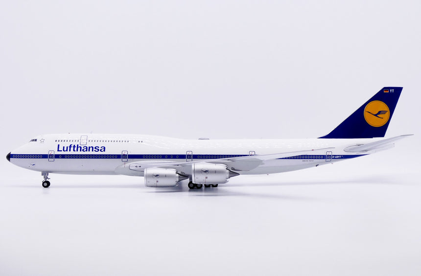 JC Wings Lufthansa Boeing 747-8i Retro D-ABYT 1/200 Aircraft Scale Model