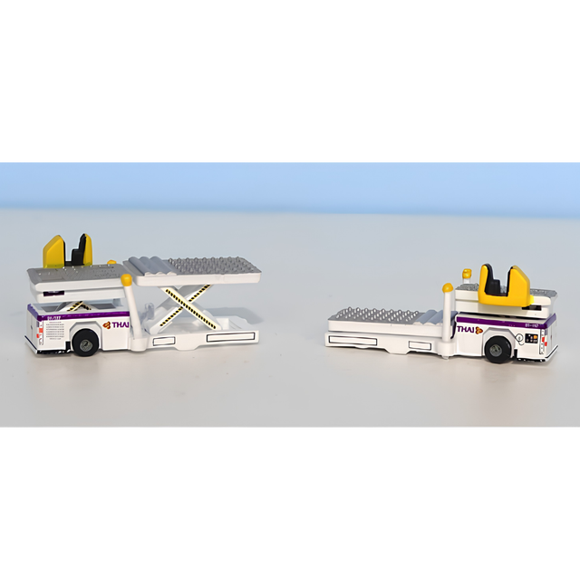 Fantasy Wings Cargo Set (Thai Airways) 1/400 Scale Model Accessory