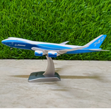 Hogan Boeing 747-8F 1/400 Aircraft Scale Model