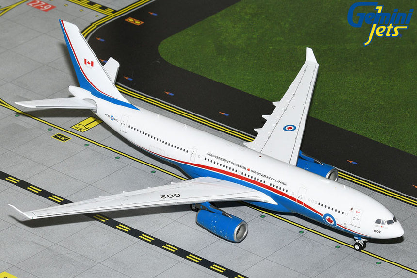 GeminiJets Royal Canadian Air Force CC-300 Husky (A330-200) 330002 Vip Aircraft 1/200 Scale