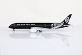 SQ Wings AIR NEW ZEALAND All Black livery Boeing B787-9 ZK-NZE 1/200 Aircraft Scale Model