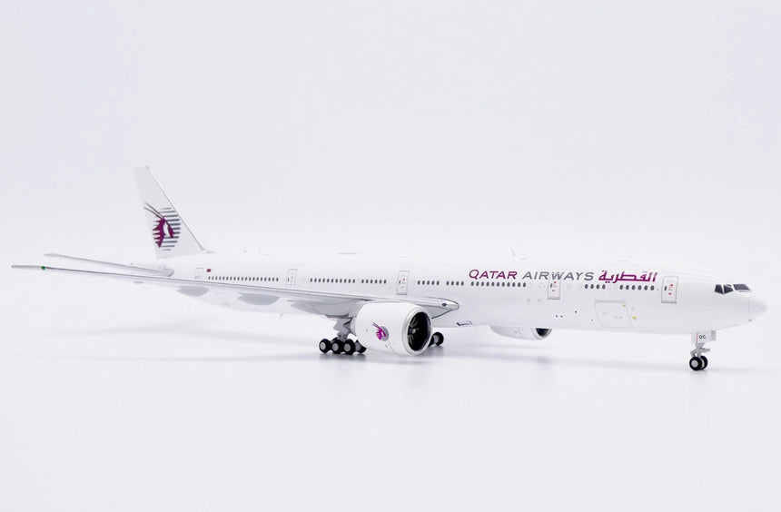 JC Wings Qatar Airways Boeing 777-300ER "All White" (A7-BOC) 1/400 Aircraft Scale Model
