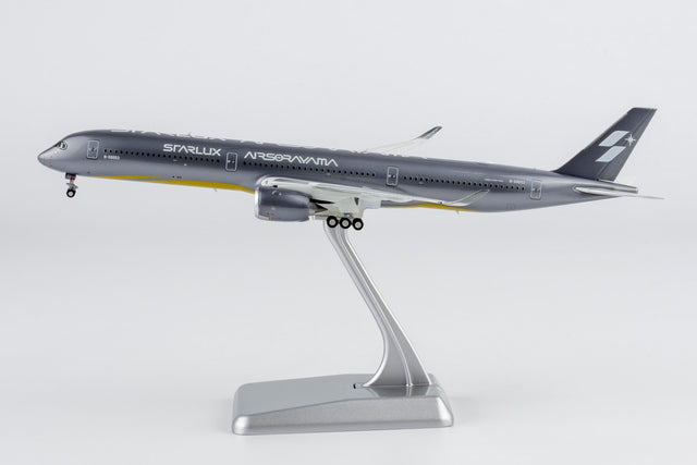 NG Models Starlux Airlines Airbus A350-1000 B-58553 (Airsorayama Silver) Ultimate 1/400 Aircraft Scale Model