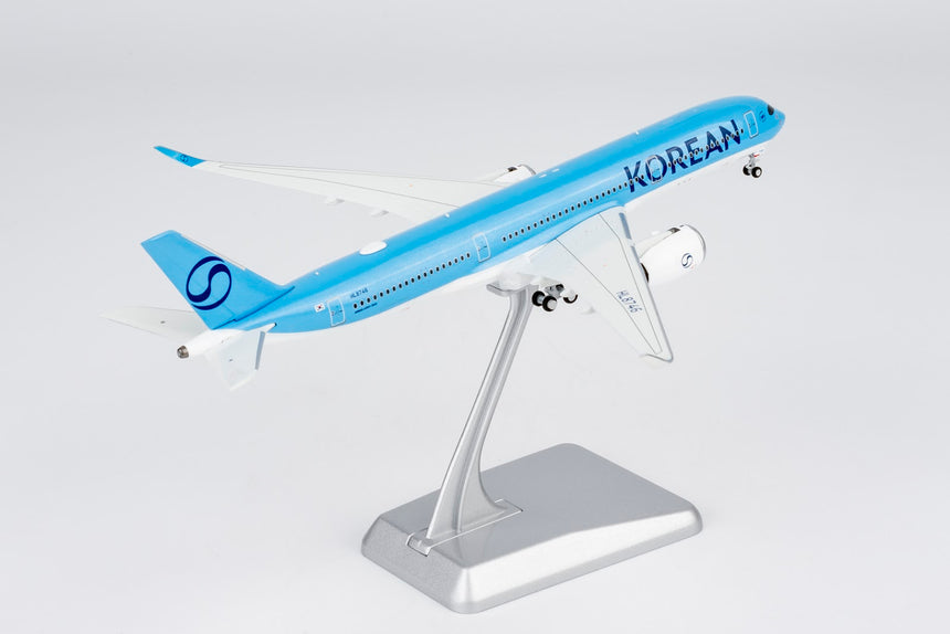 NG Models Korean Air Airbus A350-900 HL8746 New Livery; (Ultimate) 1/400 Aircraft Scale Model