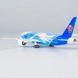 NG Models China Southern Airlines "equipped with Rolls-Royce engines" Boeing 787-8 Dreamliner B-2725 1/400 Scale