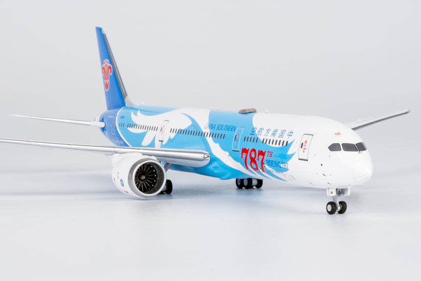 NG Models China Southern Airlines the 787th 787 ever delivered Boeing 787-9 Dreamliner B-1168 1/400 Scale
