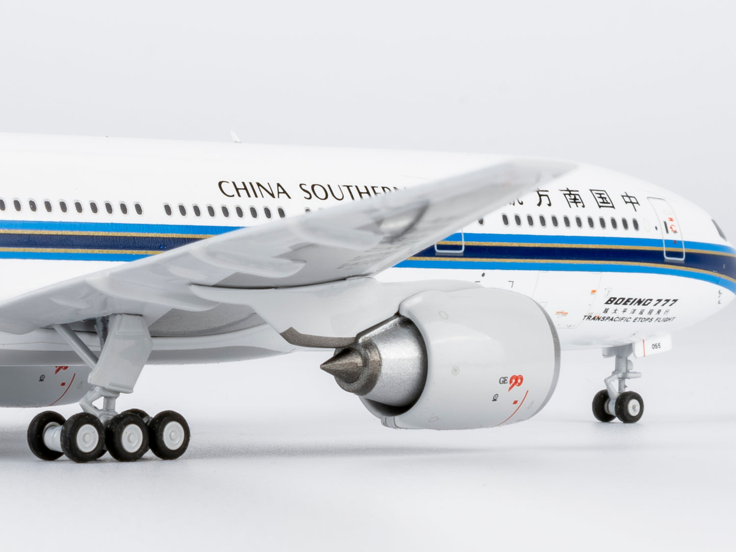 NG Models China Southern Airlines ETOPS - 越太平洋延程飞行 Boeing 777-200ER B-2055 1/400 Aircraft Scale Model