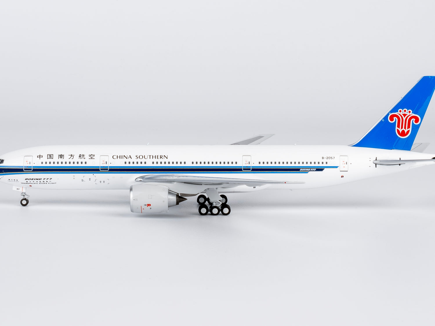 NG Models China Southern Airlines “PEARL OF THE SOUTH - 南方明珠”号; ETOPS - 越太平洋延程飞行 Boeing 777-200ER B-2057 1/400 Aircraft Scale Model