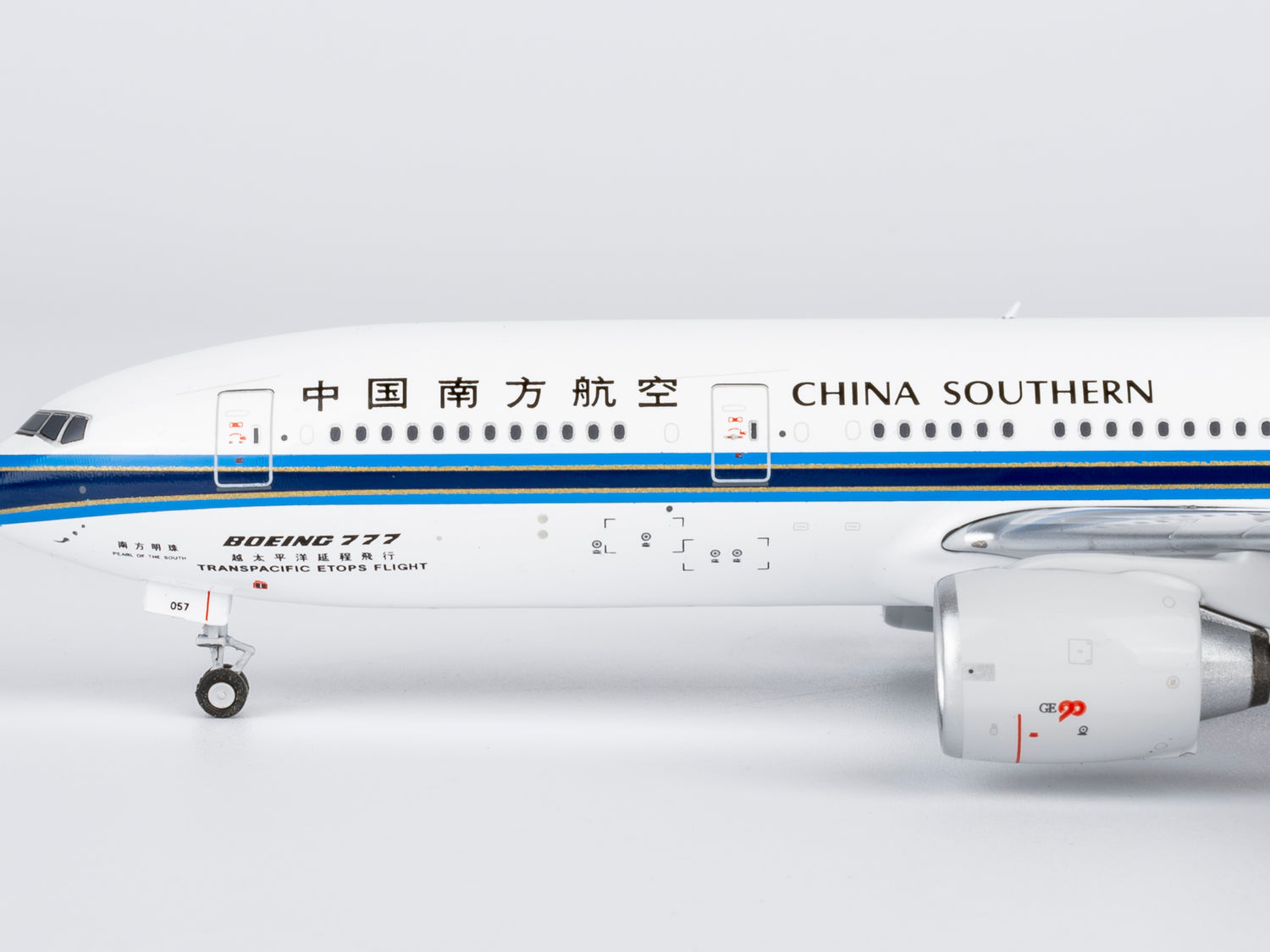 NG Models China Southern Airlines “PEARL OF THE SOUTH - 南方明珠”号; ETOPS - 越太平洋延程飞行 Boeing 777-200ER B-2057 1/400 Aircraft Scale Model