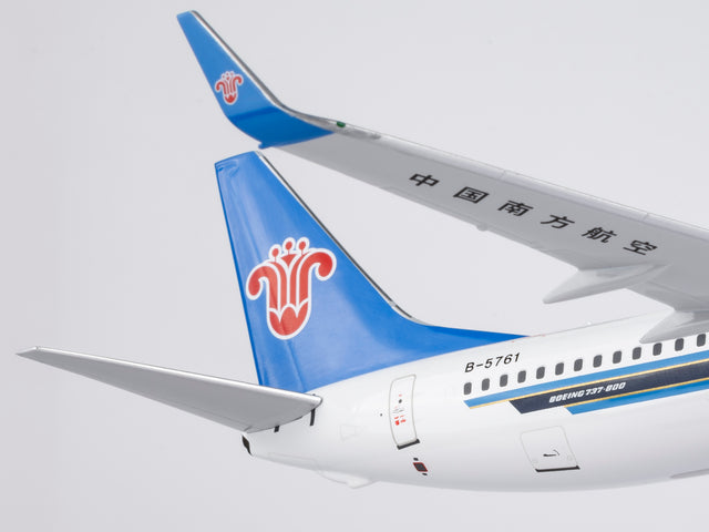NG Models China Southern Airlines Boeing 737-800/w B-5761 1/200 Aircraft Scale Model