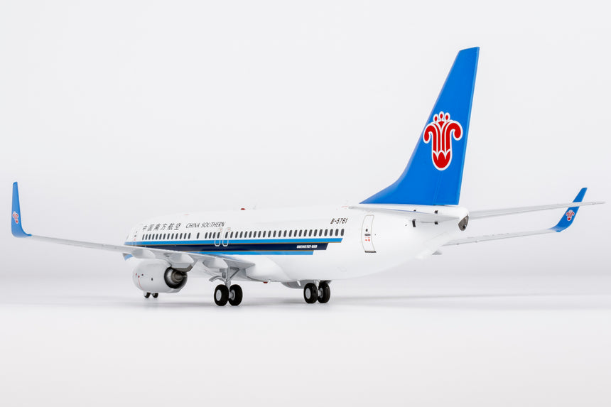 NG Models China Southern Airlines Boeing 737-800/w B-5761 1/200 Scale