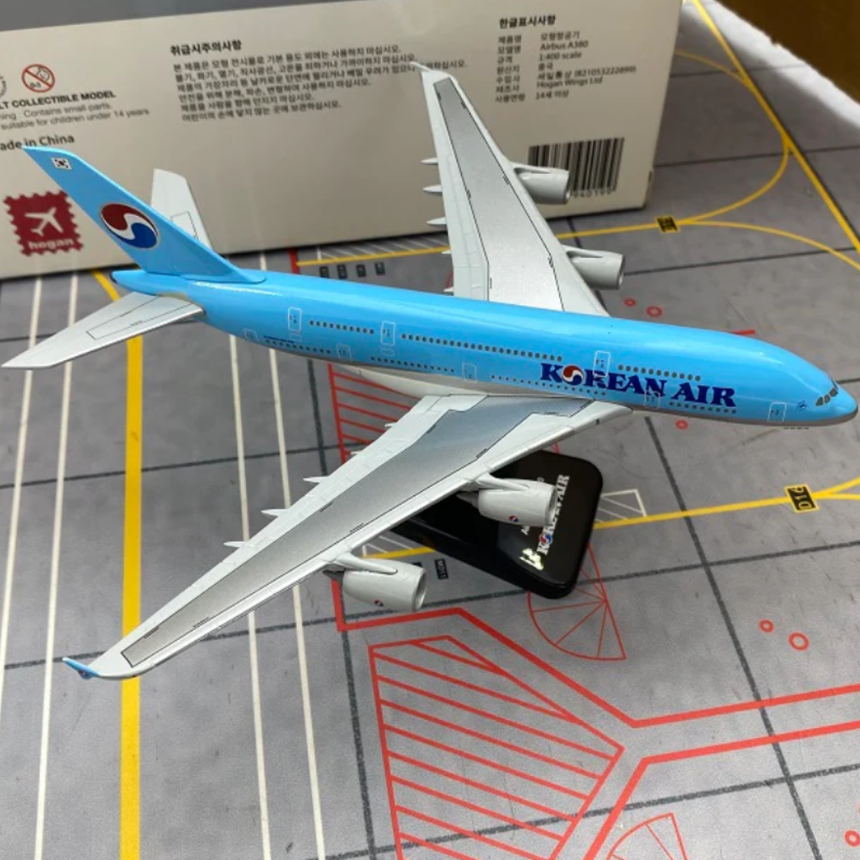 Hogan Korean Air Airbus A380 (Old Livery) (without landing gear) 1/400 Aircraft Scale Model