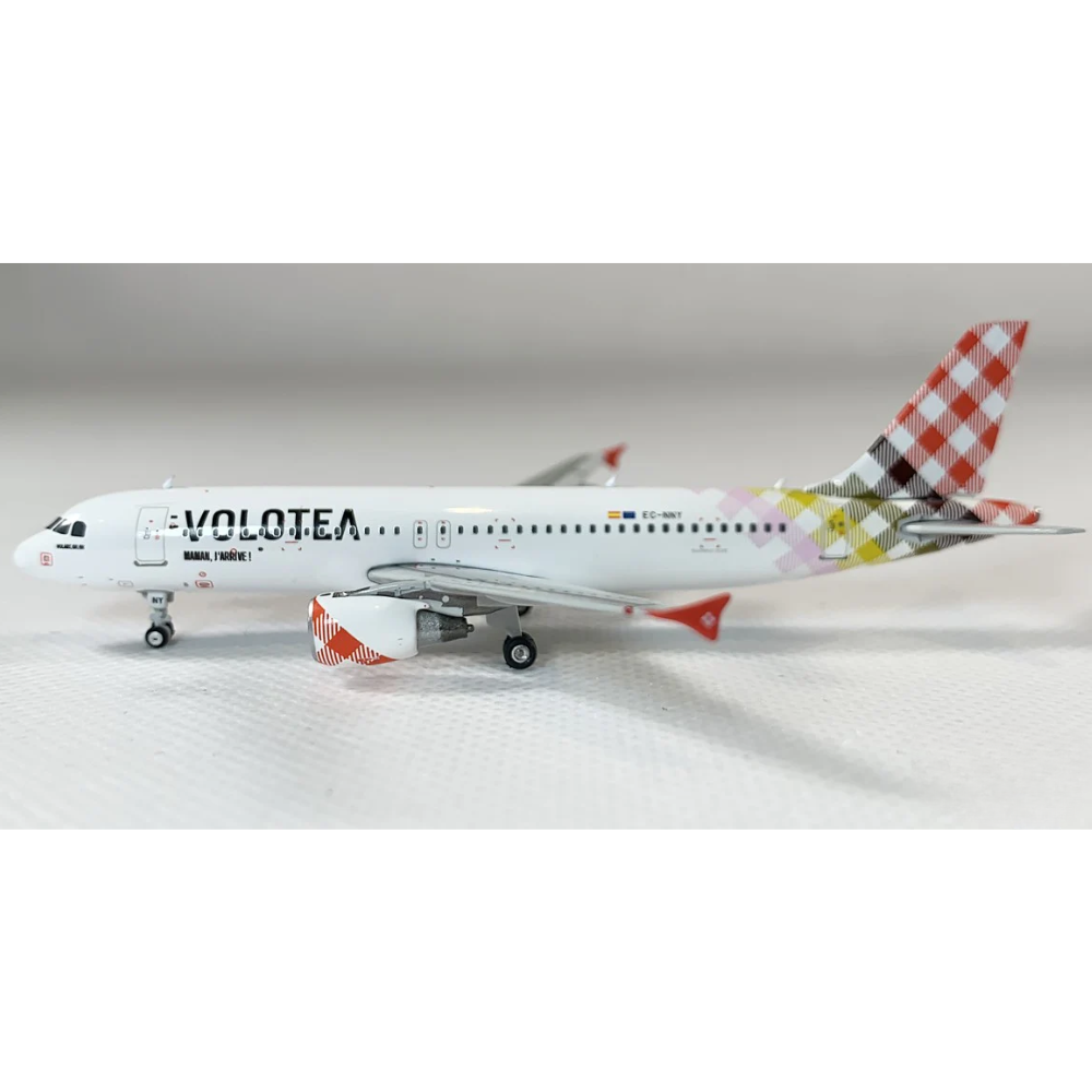 M*j様 Phoenix 1/400 A320-200 Phoenix Volotea Airlines Airbus A320-200 EC-NNY 1/400 11940