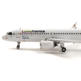 Phoenix Lufthansa Airbus A320Neo Lovehansa D-AINY 1/400 Aircraft Scale Model
