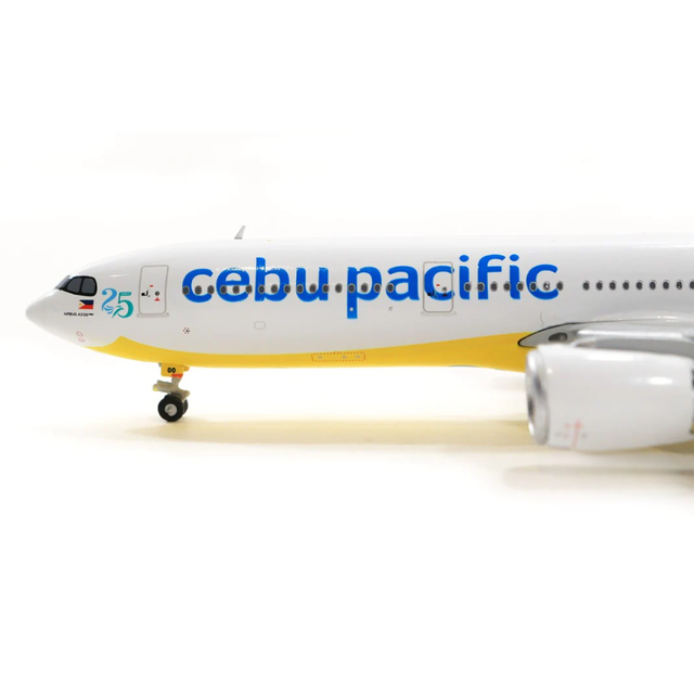 GeminiJets Cebu Pacific Airbus A330-900neo RP-C3900 1/400 Aircraft Scale Model