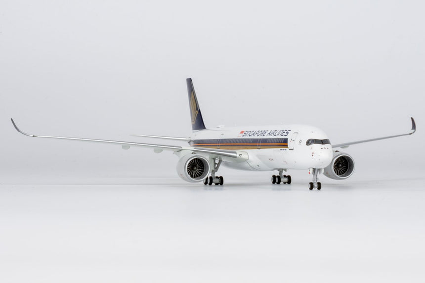 NG Models Singapore Airlines the 1st A350-900ULR Airbus A350-900 9V-SGA 1/400 Aircraft Scale Model