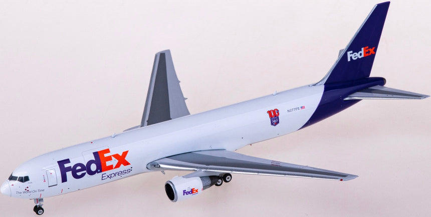 Phoenix FedEx Boeing 767-352F '100th Boeing 767 FedEx' N277FE 1/400 Scale