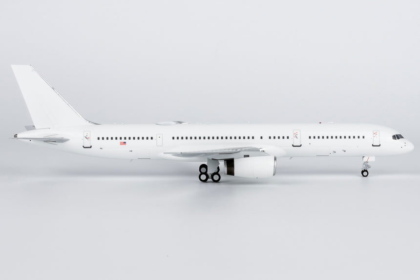 NG Models USA - Air Force C-32B (Boeing 757-200) 02-4452 1/200 Aircraft Scale Model