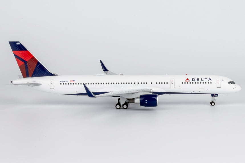 NG Models Delta Air Lines Boeing 757-200/w N696DL 1/200 Aircraft Scale Model