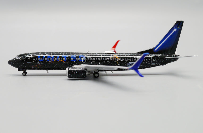 JC Wings United Boeing 737-800 (N36272) 1/400 Aircraft Scale Model