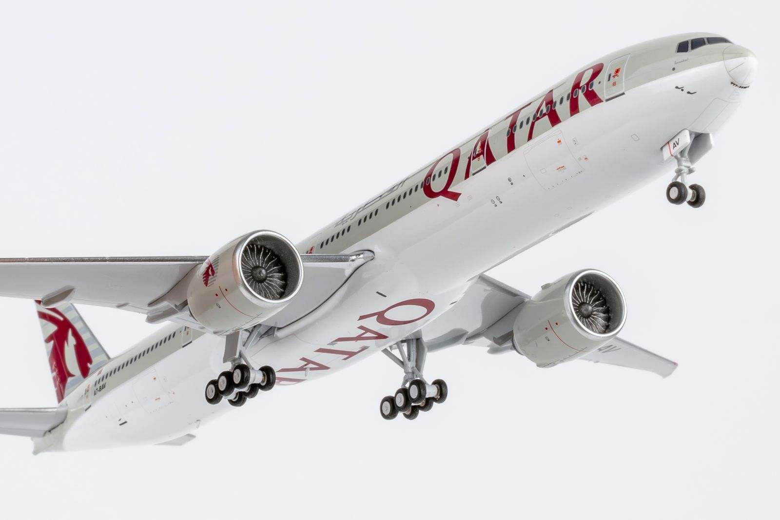 NG Models Qatar Airways Boeing 777-300ER A7-BAV 1/400 Aircraft