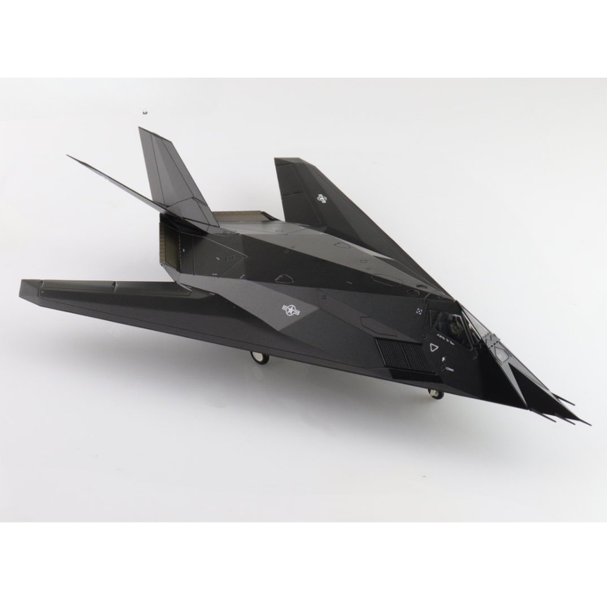 Hobby Master F-117A Nighthawk 84-0809, USAF, 2022 (with Extra 2 x B57 & B61 Bombs) 1/72 Aircraft Scale Model