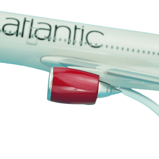 AeroClix Virgin Atlantic Airbus A350-1000 G-VLUX 1/200 Aircraft Scale Model