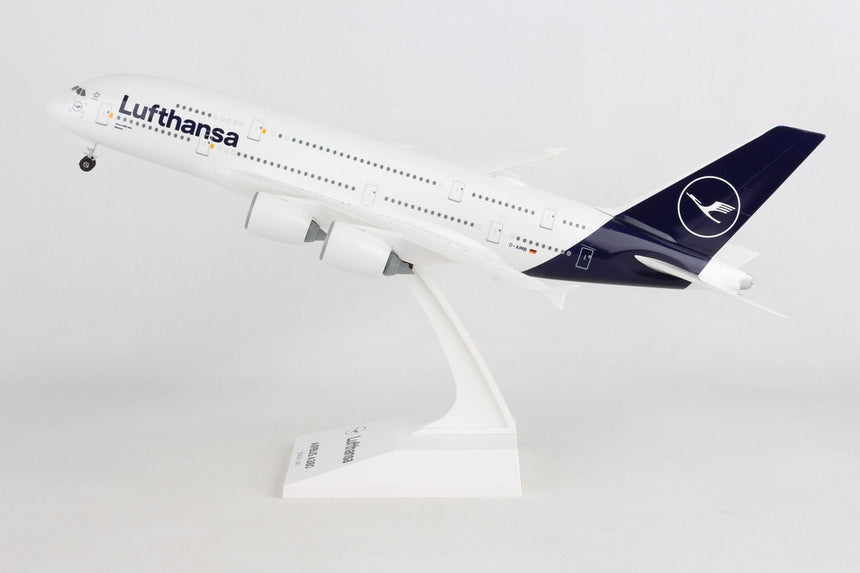 SkyMarks Lufthansa Airbus A380 1/200 Aircraft Scale Model