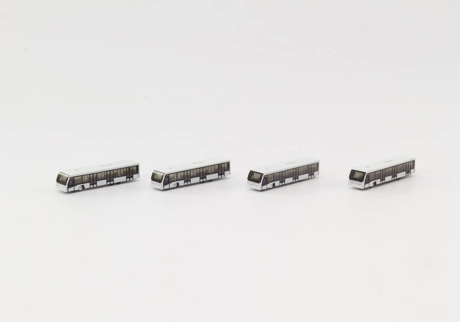 Herpa Airport Bus Set 4-in-1 set 1/500 533706