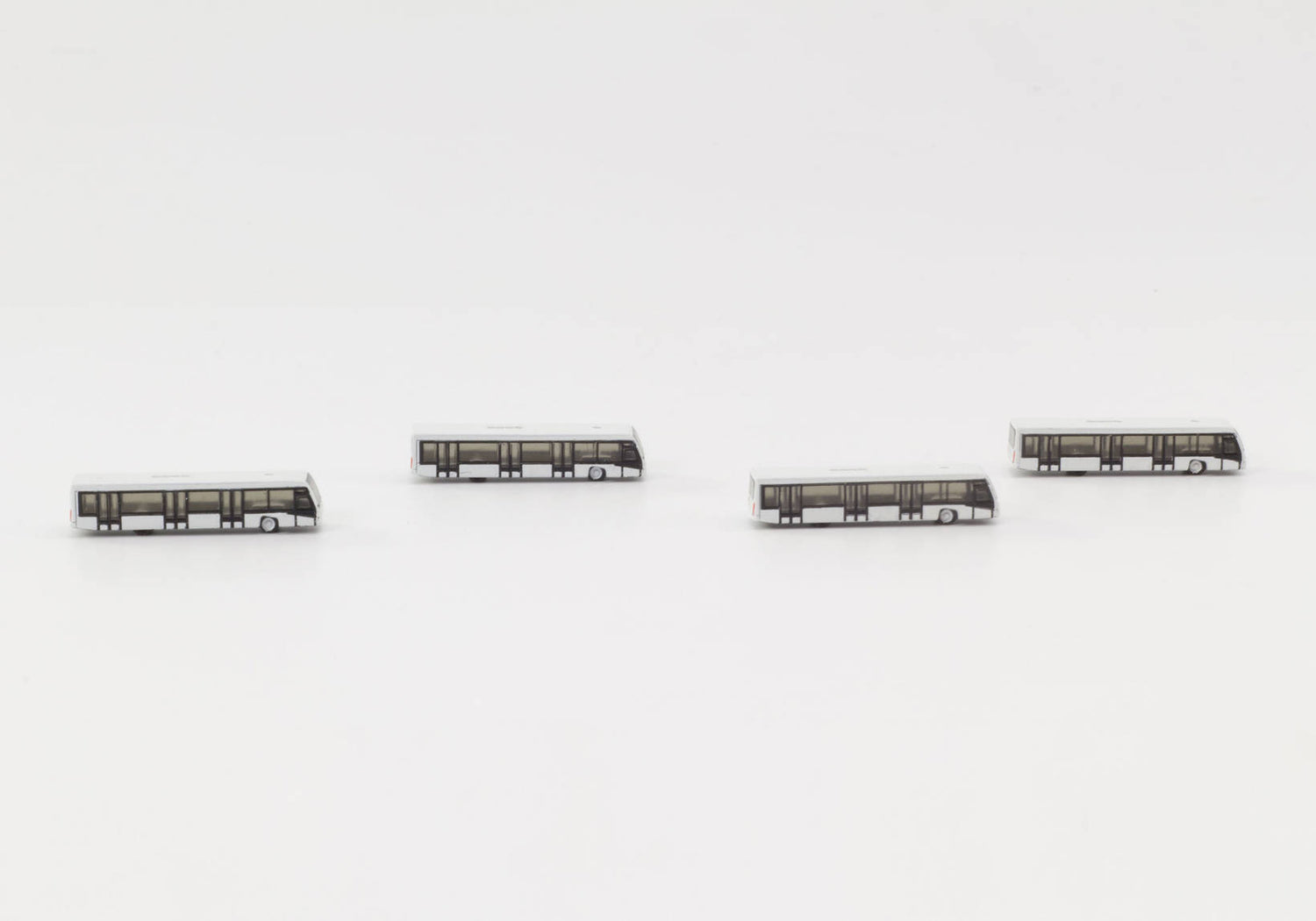 Herpa Airport Bus Set 4-in-1 set 1/500 533706