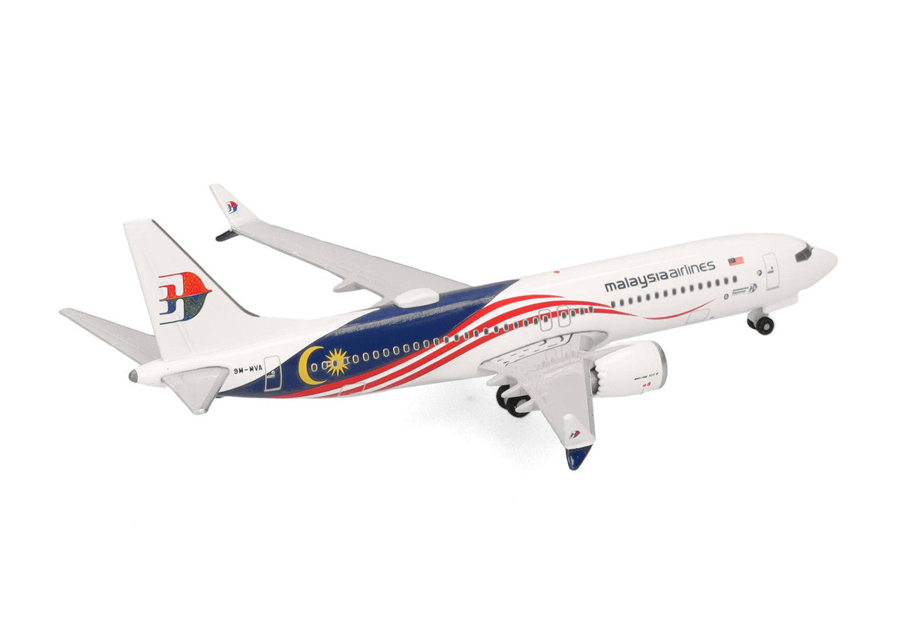 Herpa Malaysia Airlines Boeing 737 Max 8 – 9M-MVA 1/500 Scale