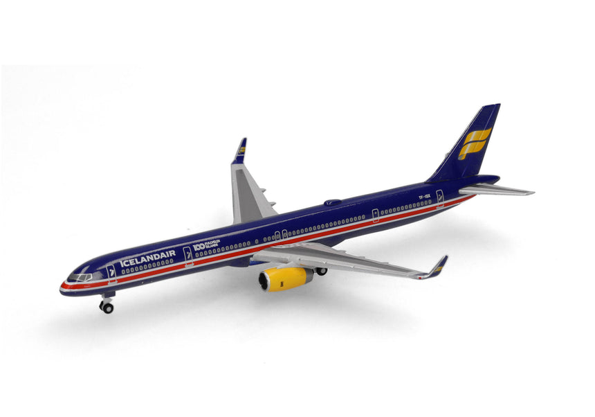Herpa Icelandair Boeing 757-300 "100 Years Icelandic Independence" – TF-ISX "Thingvellir" 1/500 Scale