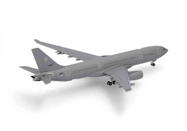 Herpa NATO Multinational Multirole Tanker Unit (MMU) Airbus A330 MRTT, Eindhoven Air Base – T-057 1/500 Aircraft Scale Model