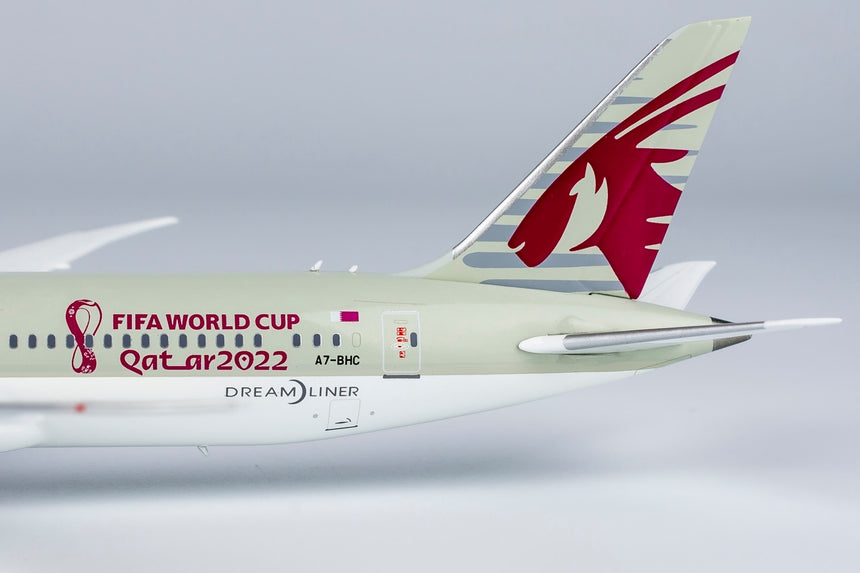 NG Models Qatar Airways Boeing B787-9 Dreamliner A7-BHC 1/400 Scale