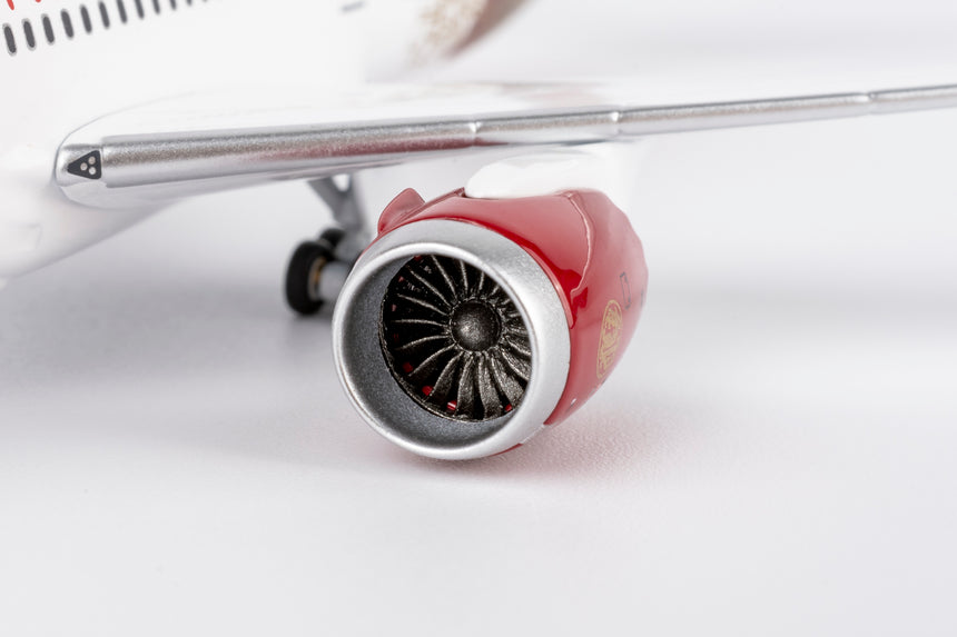 NG Models Juneyao Airlines Blossoming China (百年吉祥·花见神州) 787-9 Dreamliner B-226N 1/400 Scale