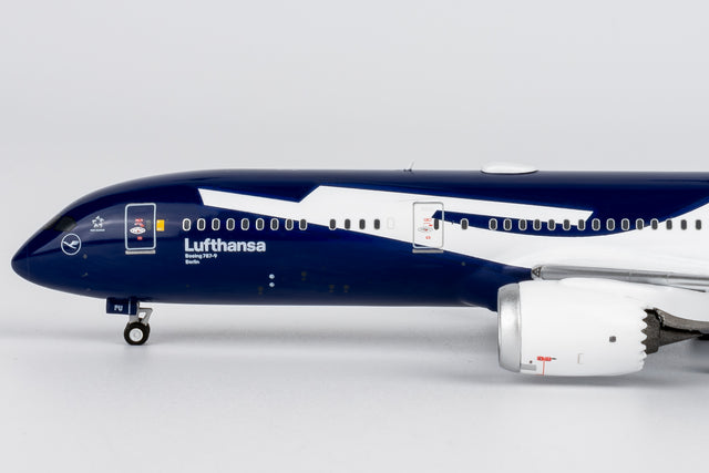 NG Models Lufthansa (100th Anniversary livery) Boeing 787-9 Dreamliner D-ABPU 1/400 Aircraft Scale Model
