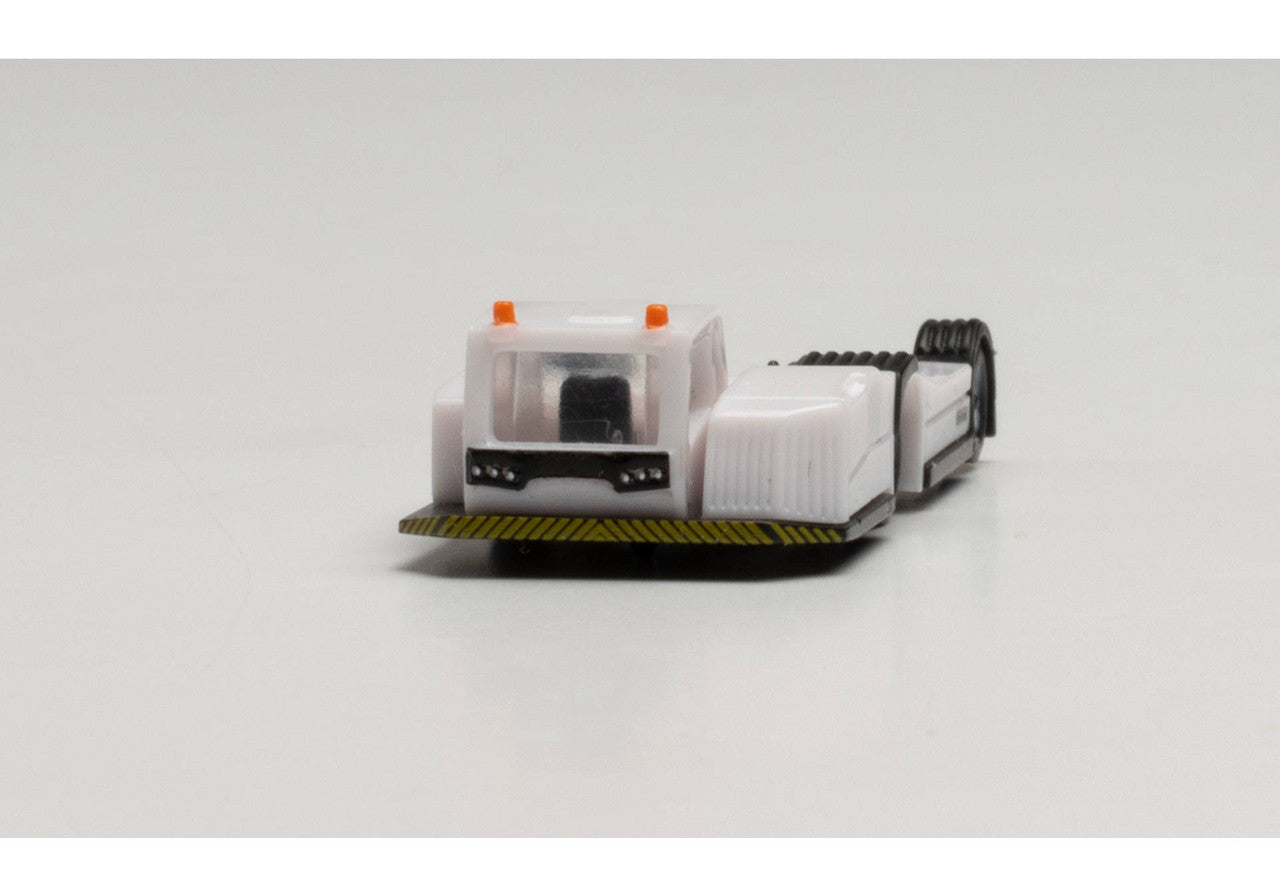 Herpa Goldhofer AST-2 airplane tractor 1/200 Aircraft Scale Model