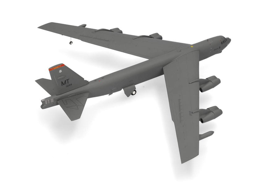 Herpa U.S. Air Force Boeing B-52H Stratofortress - 23rd Bomb Squadron "Barons", 5th Bomb Wing, Minot Air Base "Excalibur" – 60-0044 1/200 Aircraft Scale Model