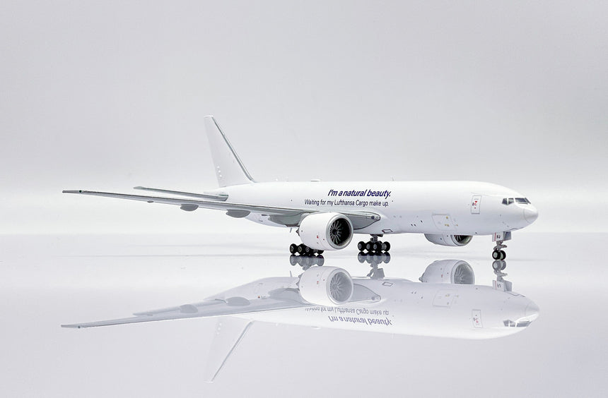 JC Wings Lufthansa Cargo Boeing 777-200LRF (D-ALFJ) 1/400 Aircraft Scale Model