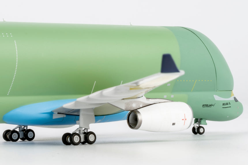NG Model Airbus Transport International Airbus A330-743L Airbus Beluga XL F-WBXL Primer color 1/400 Scale